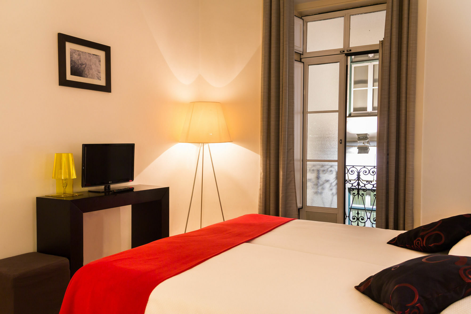 Evora Inn ภายนอก รูปภาพ